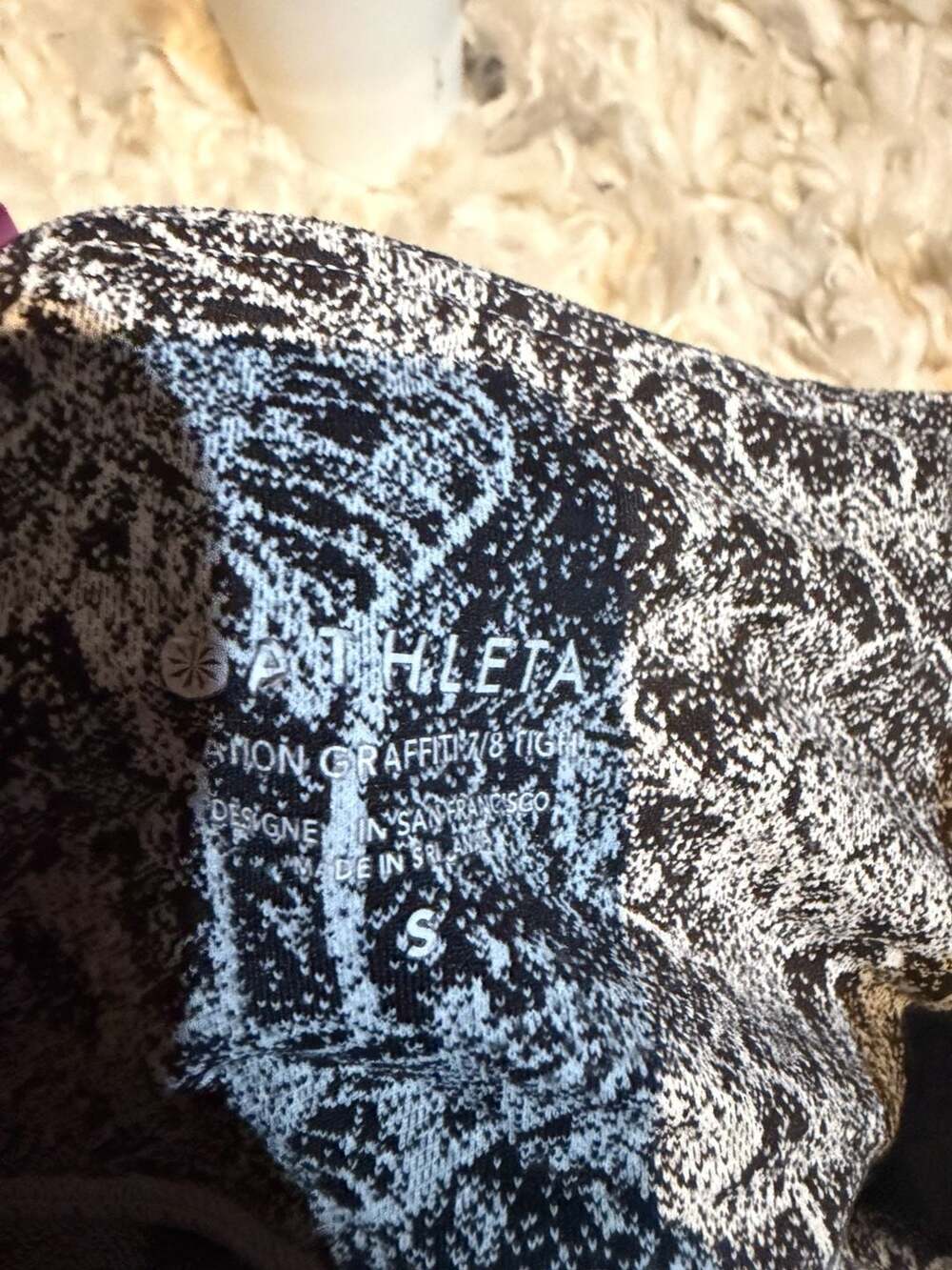 Athleta Elation Graffiti 7/8 Tight Leggings Black and White Floral Print - Picture 4 of 5
